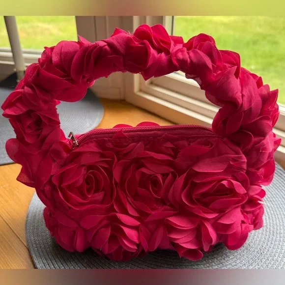 Elegant Pink Floral Women's Bag - Picture 1 of 8